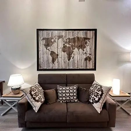 Apartment Lambe Next To Ponte Vecchio And Uffizi - Lovetheapartments Florence